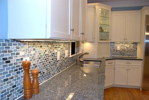 BEAUTIFUL GRANITE/BACKSPLASH