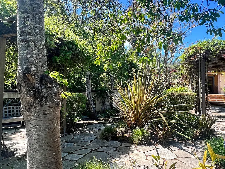 Wanda Ln — Photo 30