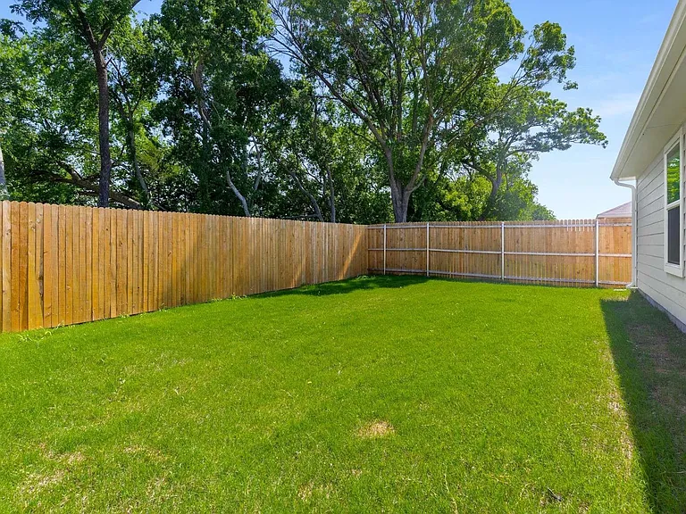 222 Harvest St — Photo 14