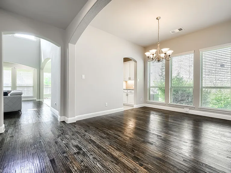 14175 Wheatfield Ln — Photo 8