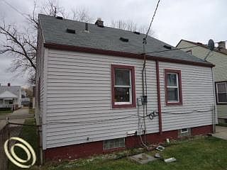 3rd image of 6501 Grandville Ave