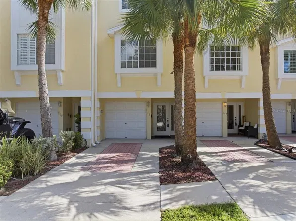 116 BRENT CIRCLE, OLDSMAR, FL 34677