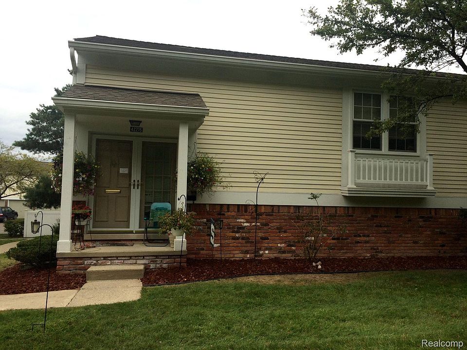 1st image of 42215 Pellston Dr #281