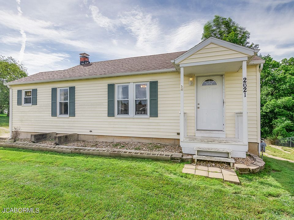 1st image of 2621 Southridge Dr