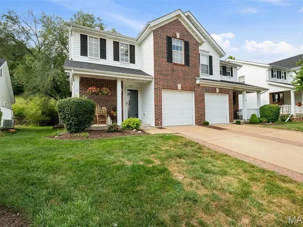1227 Big Bend Crossing Dr, Valley Park, MO 63088