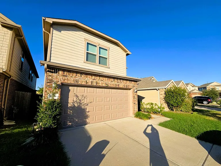 16626 Cliff Vale Ct — Photo 33