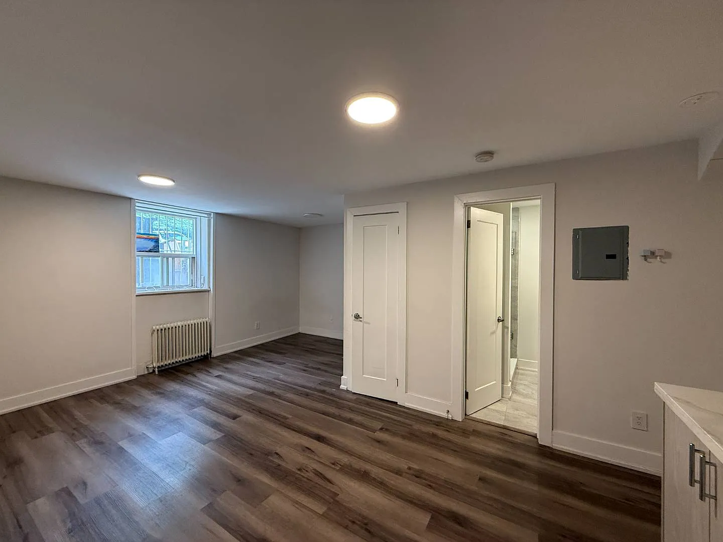 140 Springhurst Ave - 5 — Photo 3