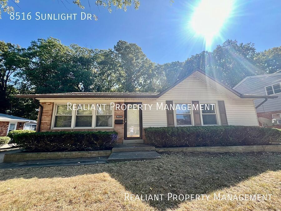 1st image of 8516 Sunlight Dr