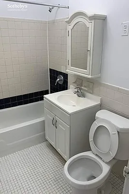 Rented by Sotheby's International Realty | media 12