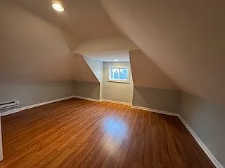 7736 S Champlain Ave — Photo 8