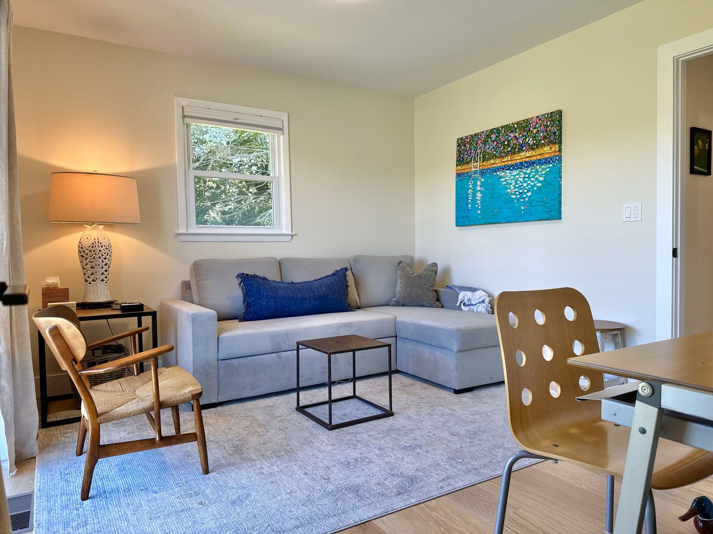  Den / Office with Pull Out Couch & TV