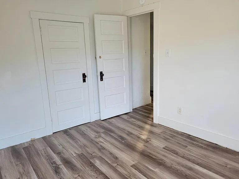 652 Coleman Ave — Photo 5