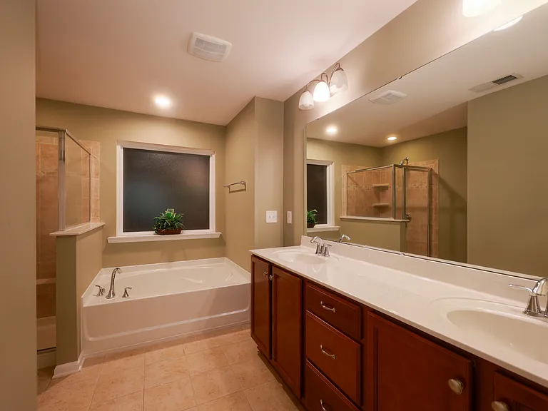 3720 Franklin Meadows Dr — Photo 12