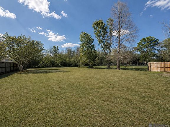 4th image of 5236 Floynell Dr