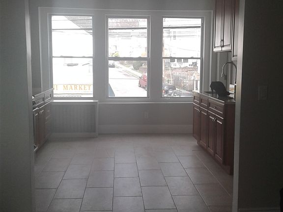 2nd image of 269-271 Main St