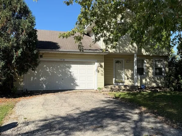 3766 Atlantic Ave, Gurnee, IL 60031