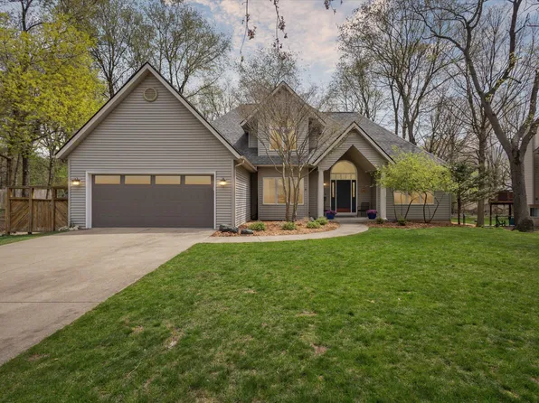 1488 Grand Pre Ave, Kalamazoo, MI 49006