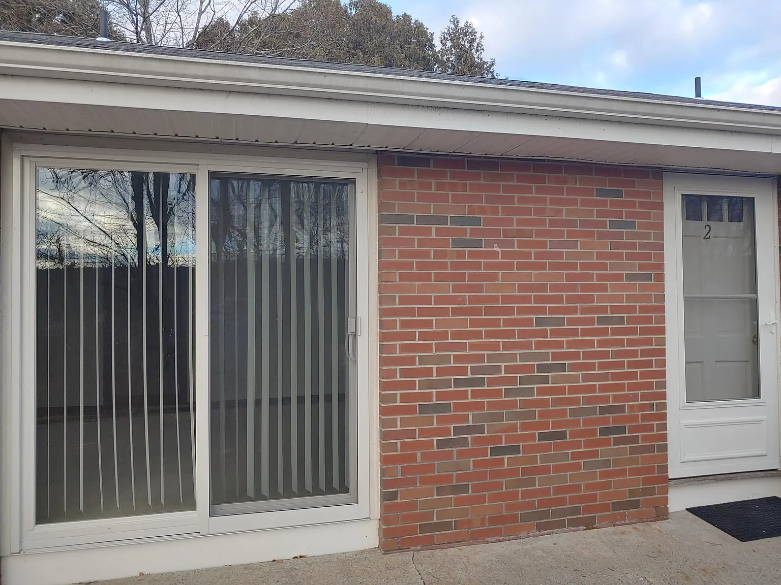 1 bed, 560 sqft, $975 — Photo 4