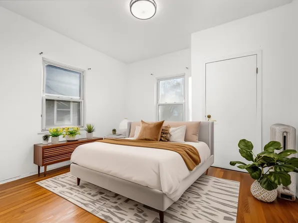 336 East 16th Street image 16 of 21