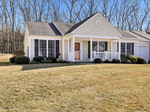 13 Beechwood Drive South #13, Waterford, CT 06385