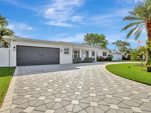 7130 Venetian Way, Lake Clarke Shores, FL 33406