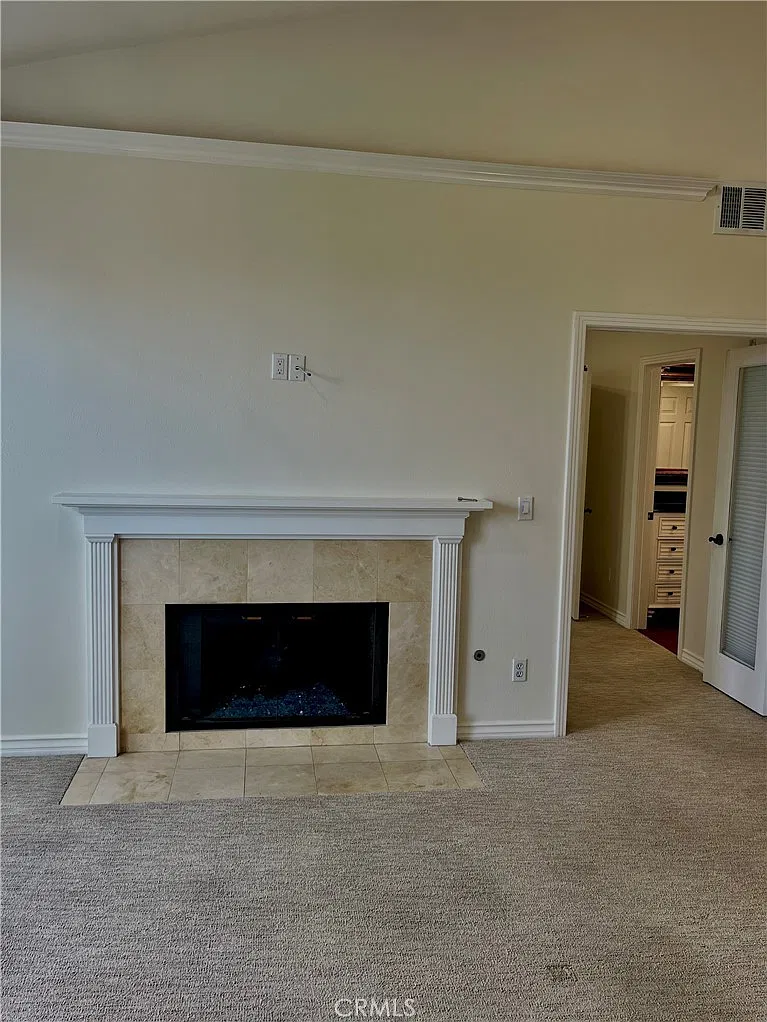2 bed, 1233 sqft, $3,750 — Photo 4