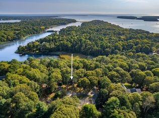 20 Crosby Ln, East Falmouth, MA 02536