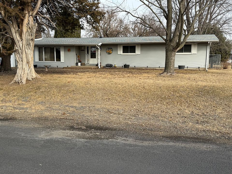 1st image of 28355 Woodside Dr