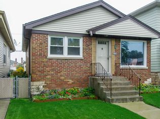 2905 N Narragansett Ave, Chicago, IL 60634