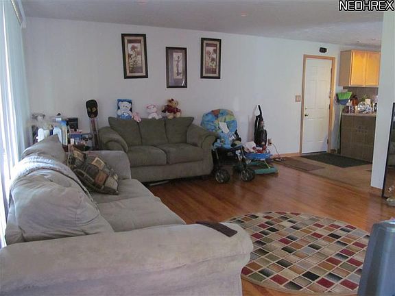 5th image of 7300 Glenshire Rd.