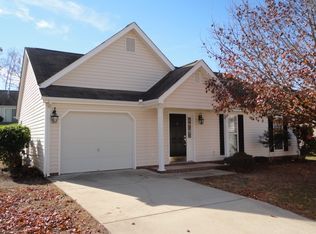 4 Kilburn Ln, Durham, NC 27704