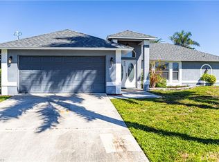 915 SW 34th Ter, Cape Coral, FL 33914