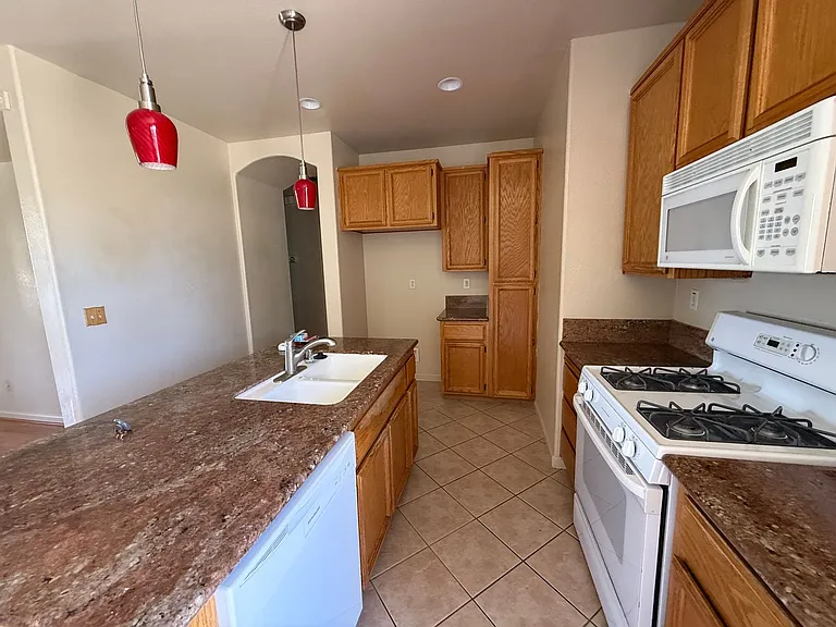3409 Kauai Rd — Photo 4