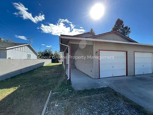 1908 E 1st Ave Photo 1