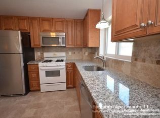 29 Oxford Cir UNIT 9, Belmont, MA 02478