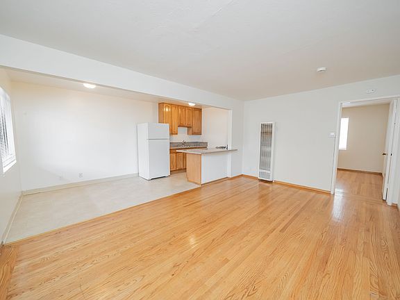 2nd image of 3084 Richmond Blvd #F