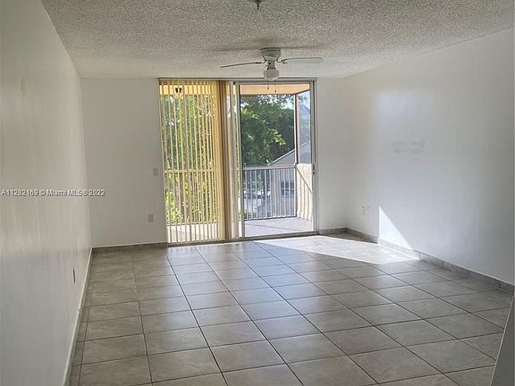 3rd image of 8373 Lake Dr APT 402