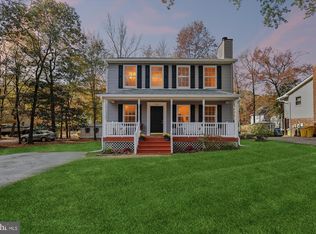 3344 Oak Dr, Edgewater, MD 21037