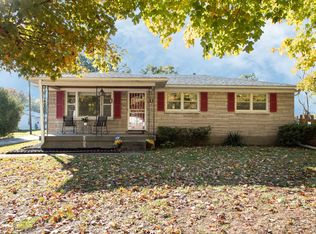 5121 Cane Run Rd, Louisville, KY 40216