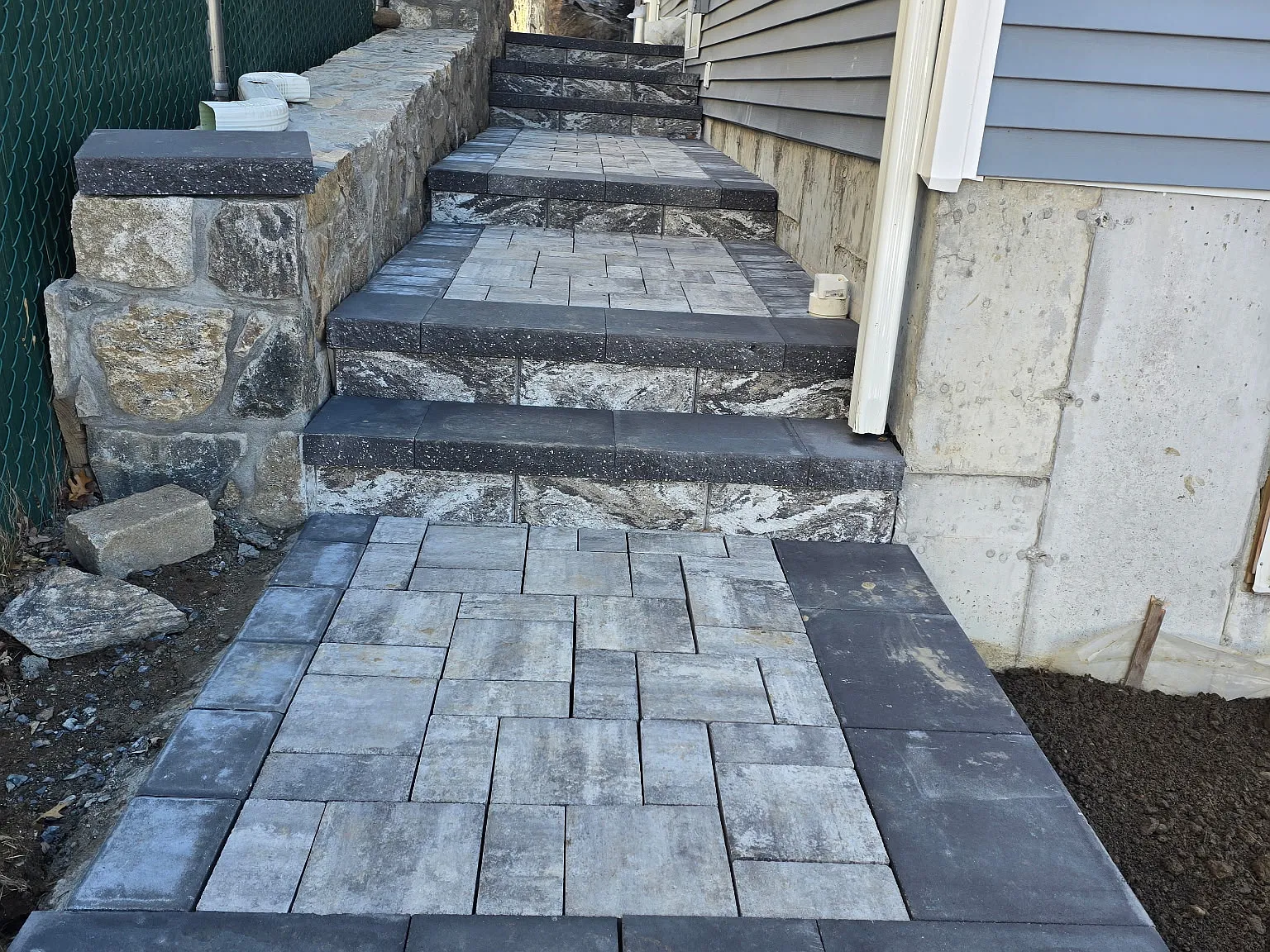Monroe St, Yonkers — Photo 4