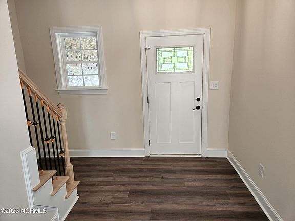 3rd image of 413 Taylor Place