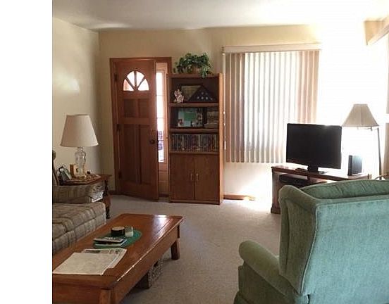 2nd image of 203 Wilma Ave