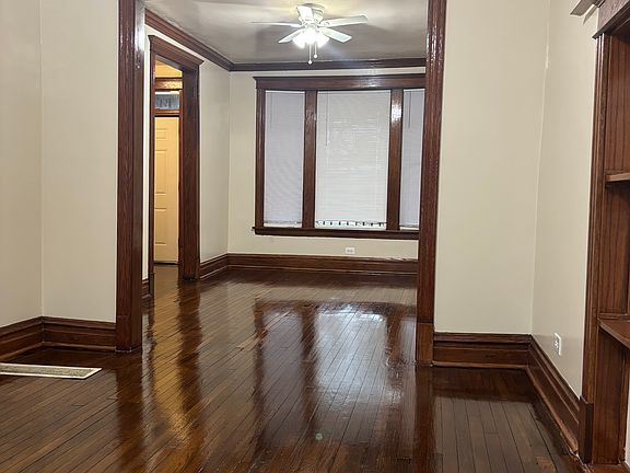 2nd image of 6815 S Saint Lawrence Ave