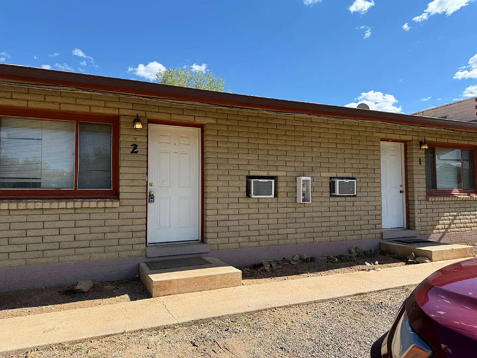 4251 N Viewpoint Dr #2