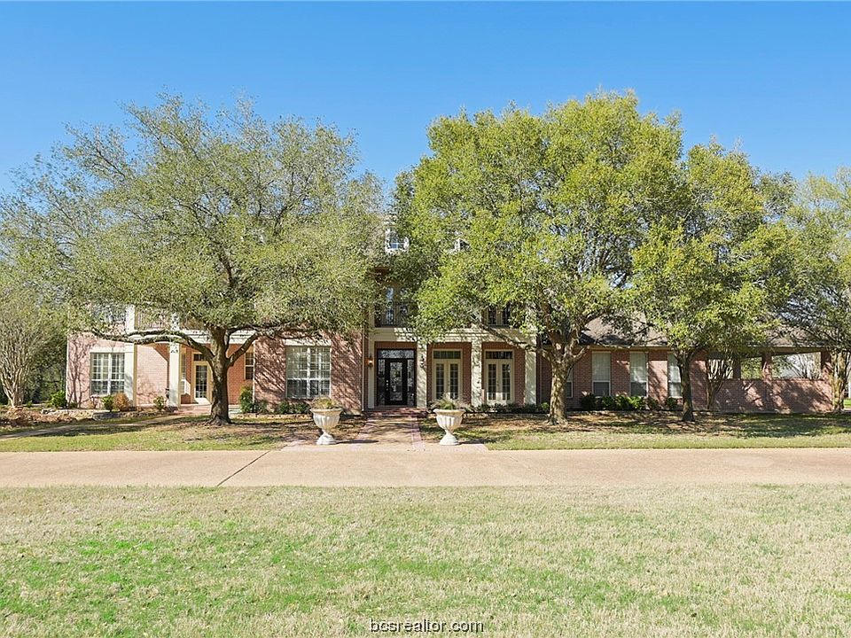 1st image of 4055 Sweetwater Dr