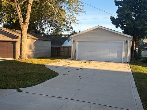 2nd image of 8218 Bertha Ave