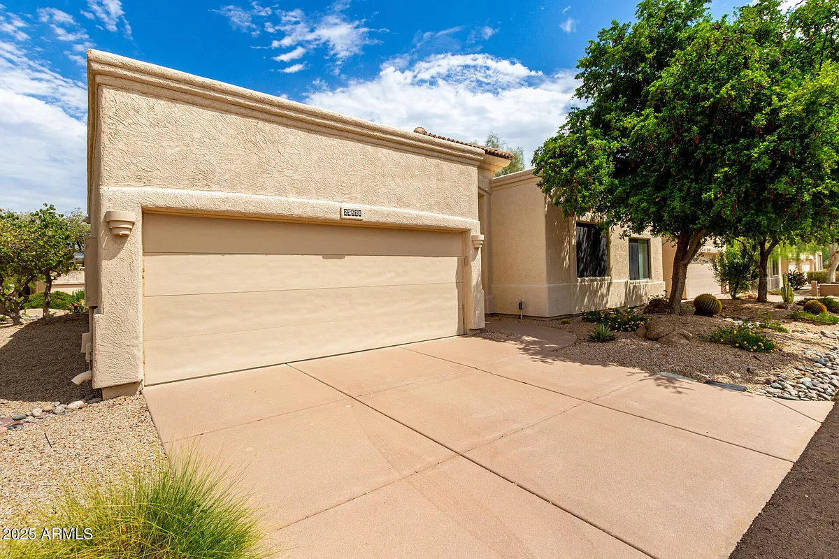 Building Photo - 25621 N Sago Dr
