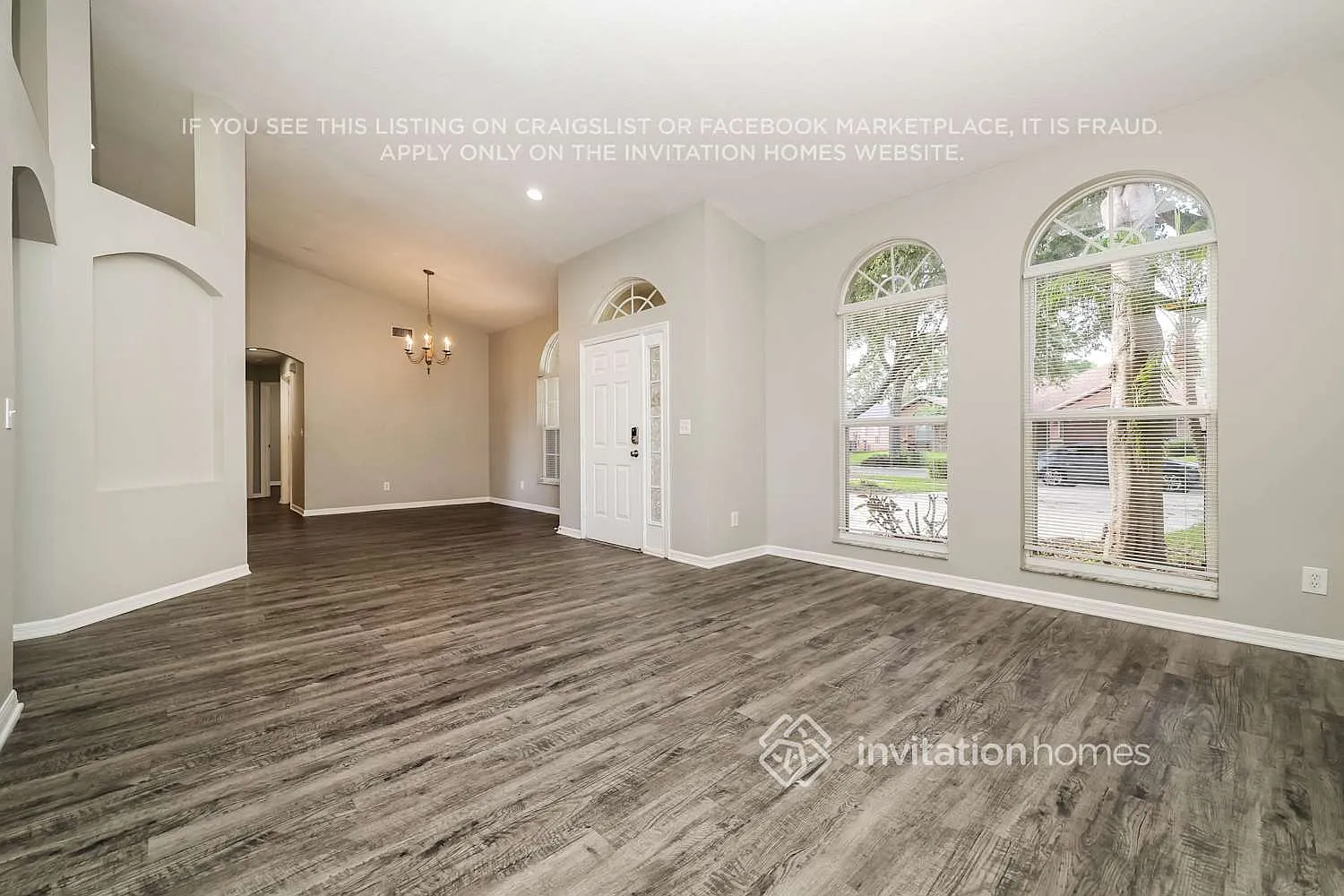 2822 Laurel Leaf Dr Valrico, FL 33594 — Photo 4