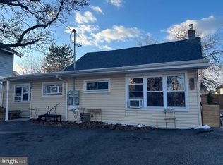 4 W Avon Rd, Brookhaven, PA 19015