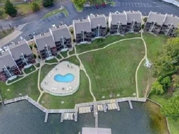 270 Lake Hamilton Dr APT D6, Hot Springs National Park, AR 71913